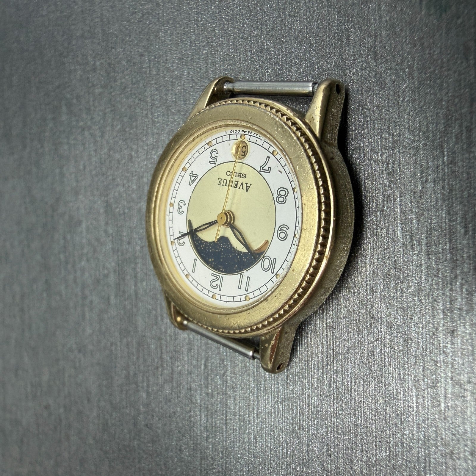 Seiko Avenue Moon Phase Watch Women 24mm White Dial Gold Tone 4K34-0010 PARTS4