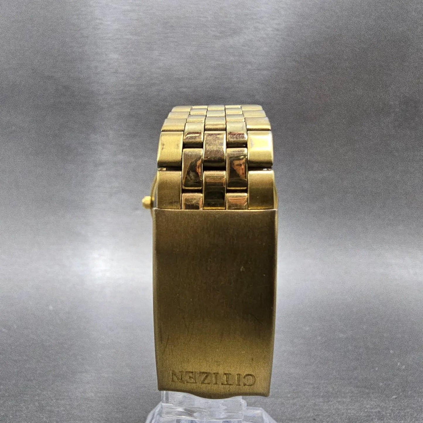 Citizen CQ Watch Men 35mm Champagne Dial Gold Tone Daydate 6101-R06501 New BattG7
