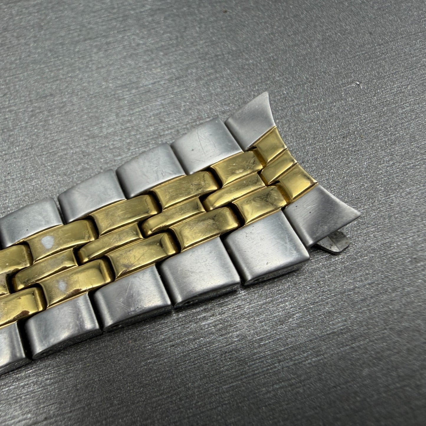 Seiko Bracelet 18mm Two Tone Stainless Steel 4A4K1C1 Tri-Folding Clasp8