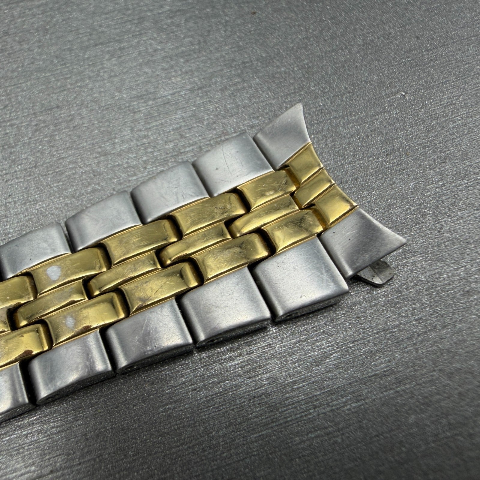 Seiko Bracelet 18mm Two Tone Stainless Steel 4A4K1C1 Tri-Folding Clasp8