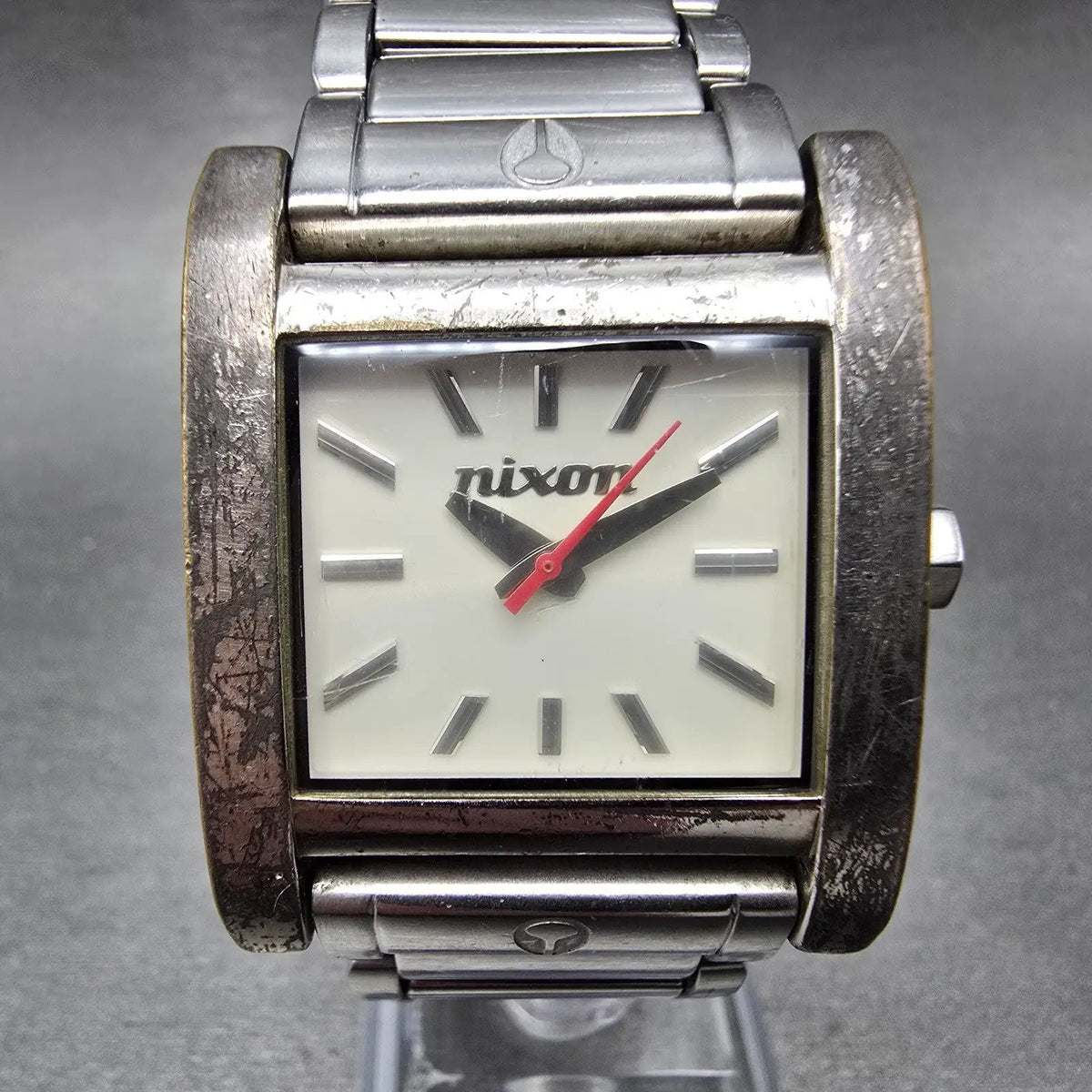 Nixon The Boss Watch Women White 30mm Dial Silver Rectangle New Battery0