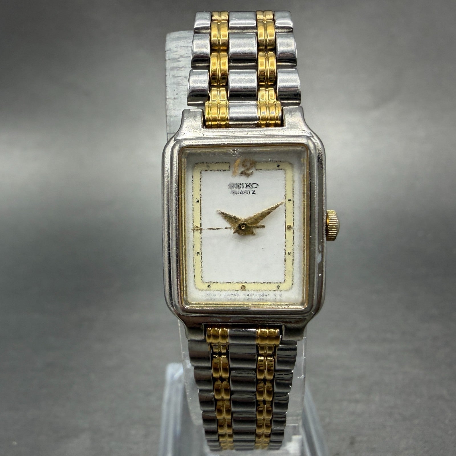 Seiko Tank Watch Women 18mm White Dial Two Tone Rectangle V401-5129 New Batt H2W0