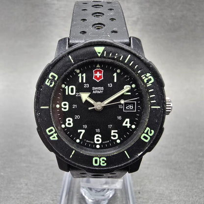 Victorinox Swiss Army Striker Watch Women 31mm Black Dial Black Tone Date PARTS0