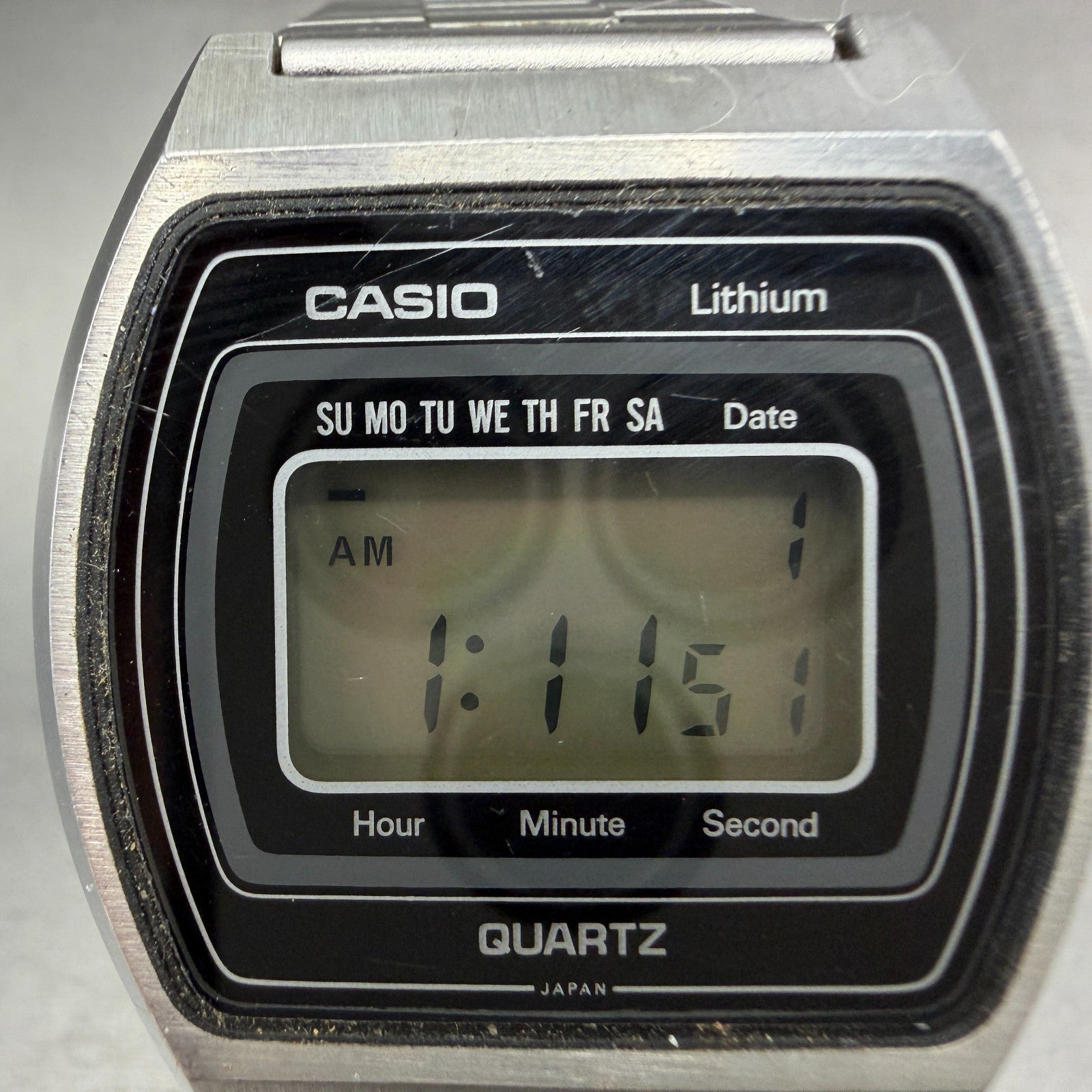 Casio 58 S005 Watch Men 36mm Digital Silver Tone Daydate New Battery Vintage ABC1