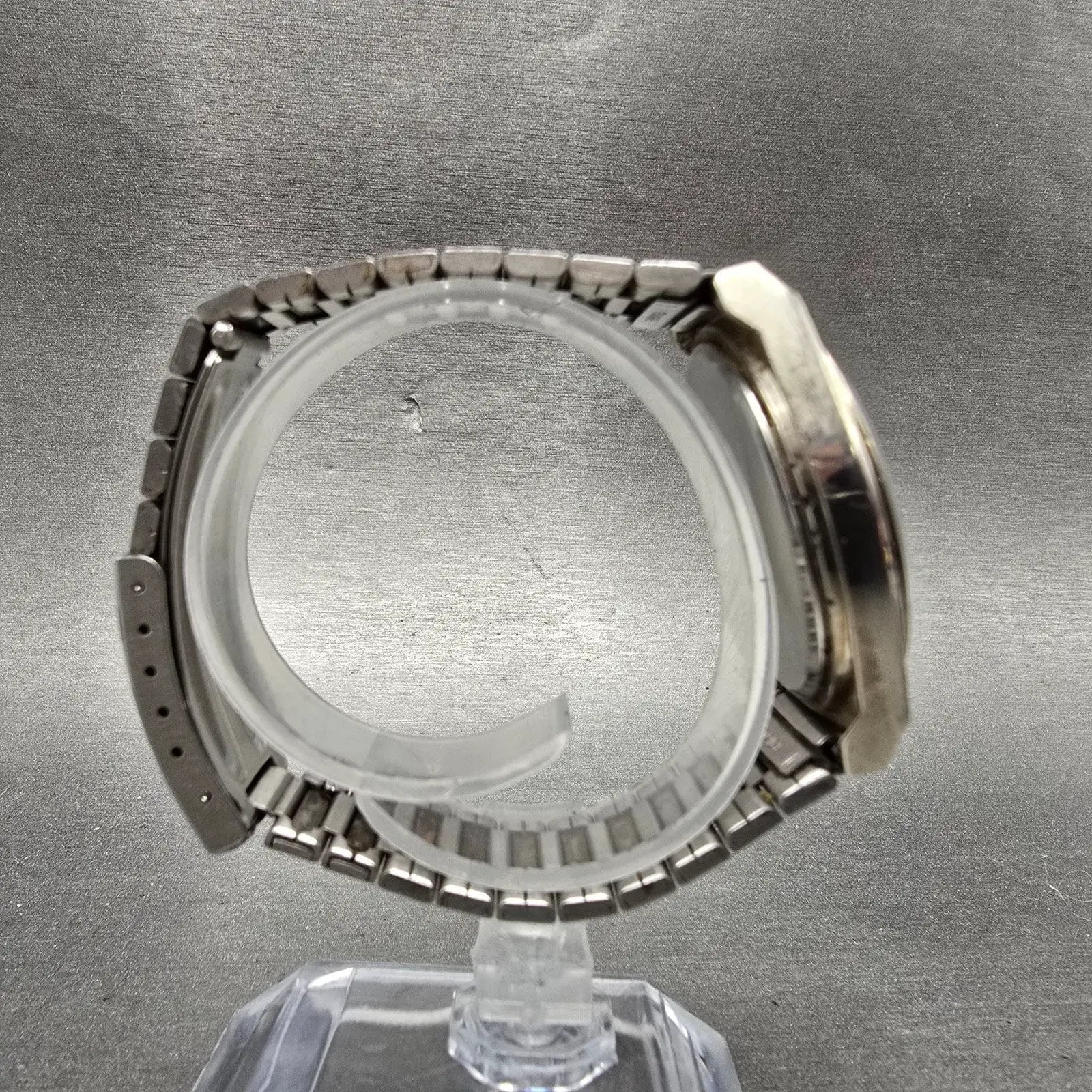 Seiko Alba Watch Men 36mm Luminous Dial Silver Tone Daydate V743-8020 PARTS VTG7