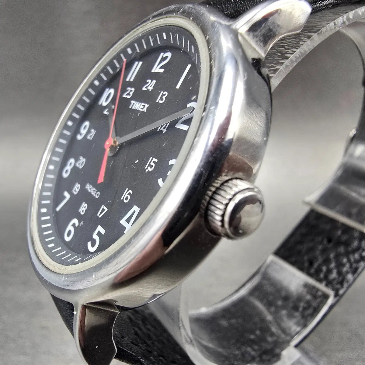Timex Weekender Watch Men 38mm Black Dial Silver Tone Round T2N647 New Battery 12
