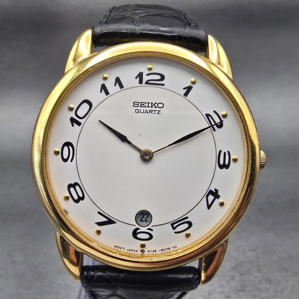 Seiko Watch Men 33mm White Dial Gold Tone Date Round 5Y39-8059 New Battery VTG1