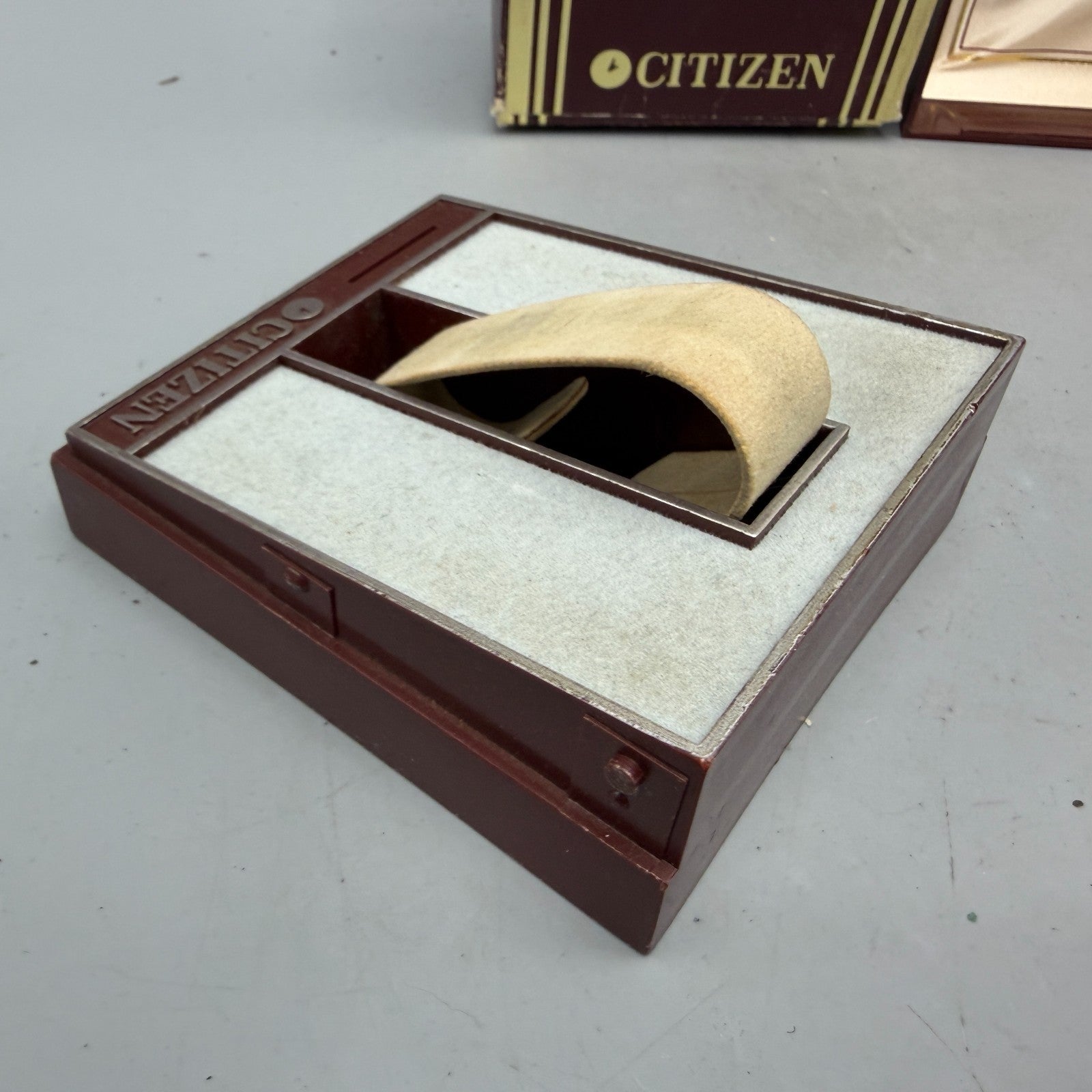 Citizen Presentation Watch Box Case Red Plastic 1990's 1980's Rectangle VTG AV2
