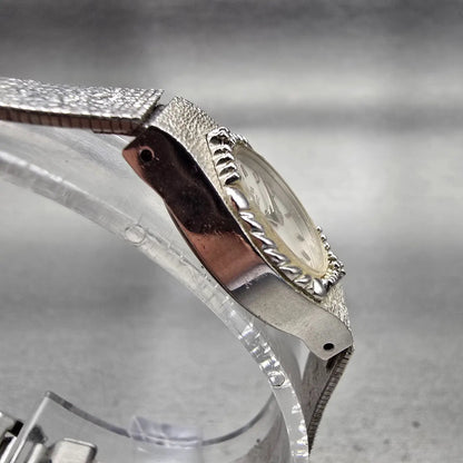 Bulova Watch Women 17mm Silver Dial Silver Tone Oval 91L09 New Battery VTG3