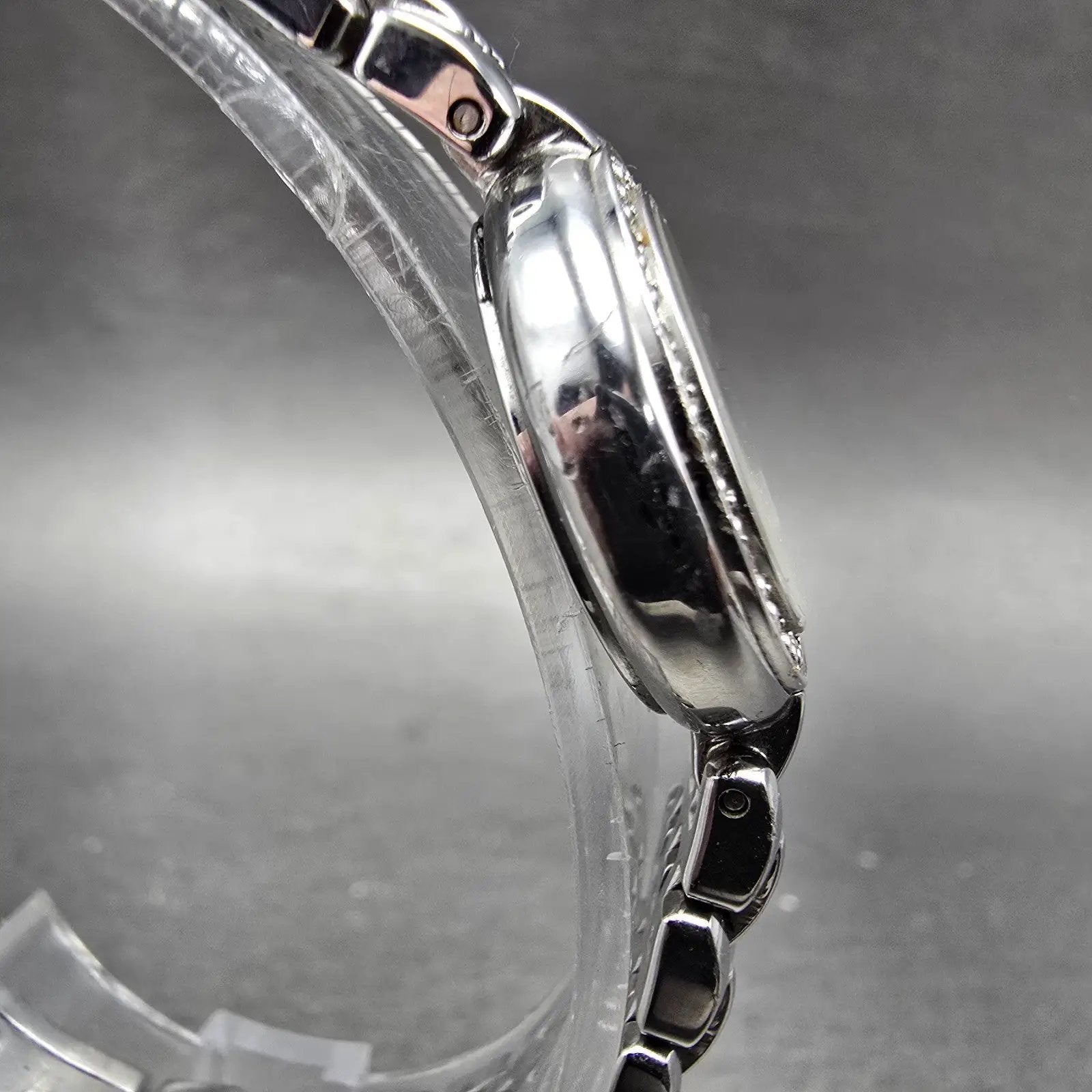 Bulova Watch Women 24mm MOP Dial Silver Tone Round READ!!!!!! 96R150 New Battery4