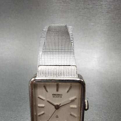 Seiko Tank Watch Women 20mm White Dial Silver Tone 2621-5200 New Battery
