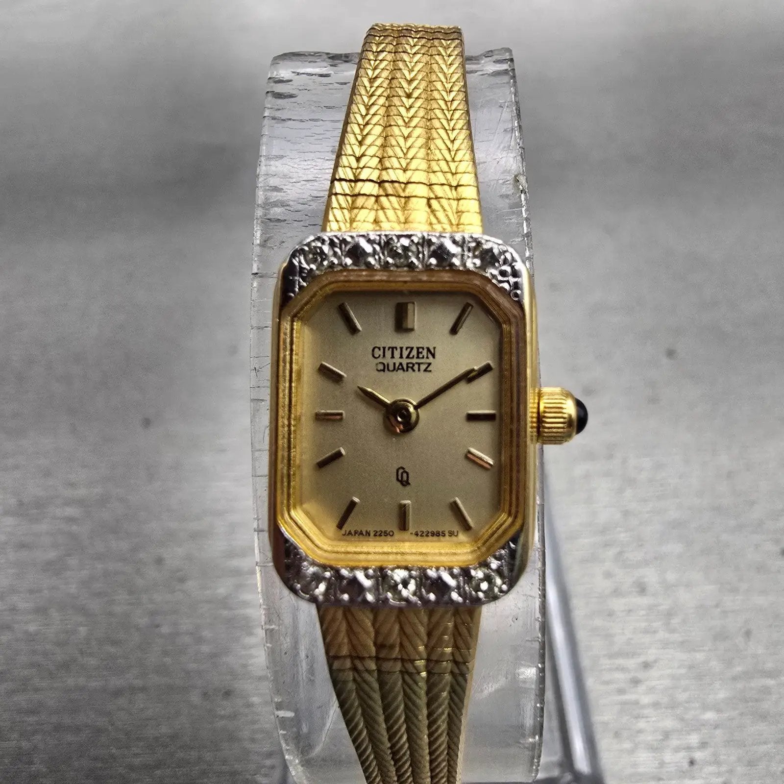 Citizen CQ Watch Women 12mm Gold Dial Gold Tone Gemmed Rectangle 2250 New Batt0
