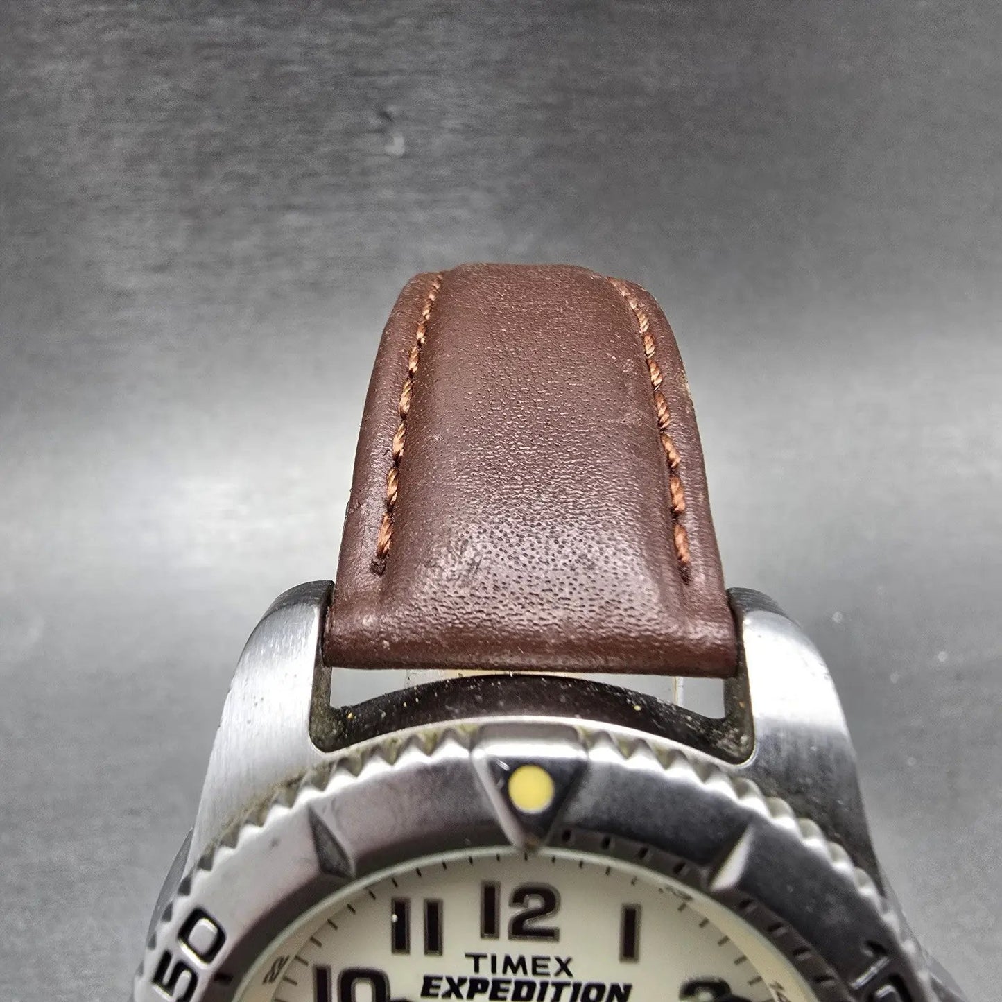 Timex Expedition Dive Watch Men 40mm Cream Dial Silver Tone Daydate New Battery4