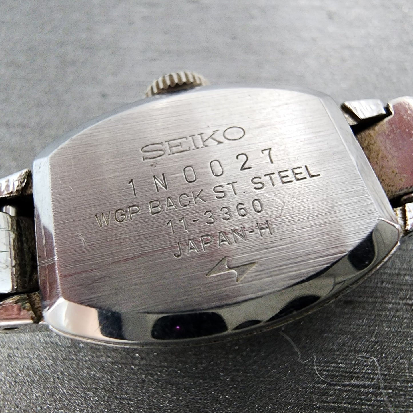 Seiko Watch Women 15mm Silver Dial Silver Tone Manual Round 113360 Runs9