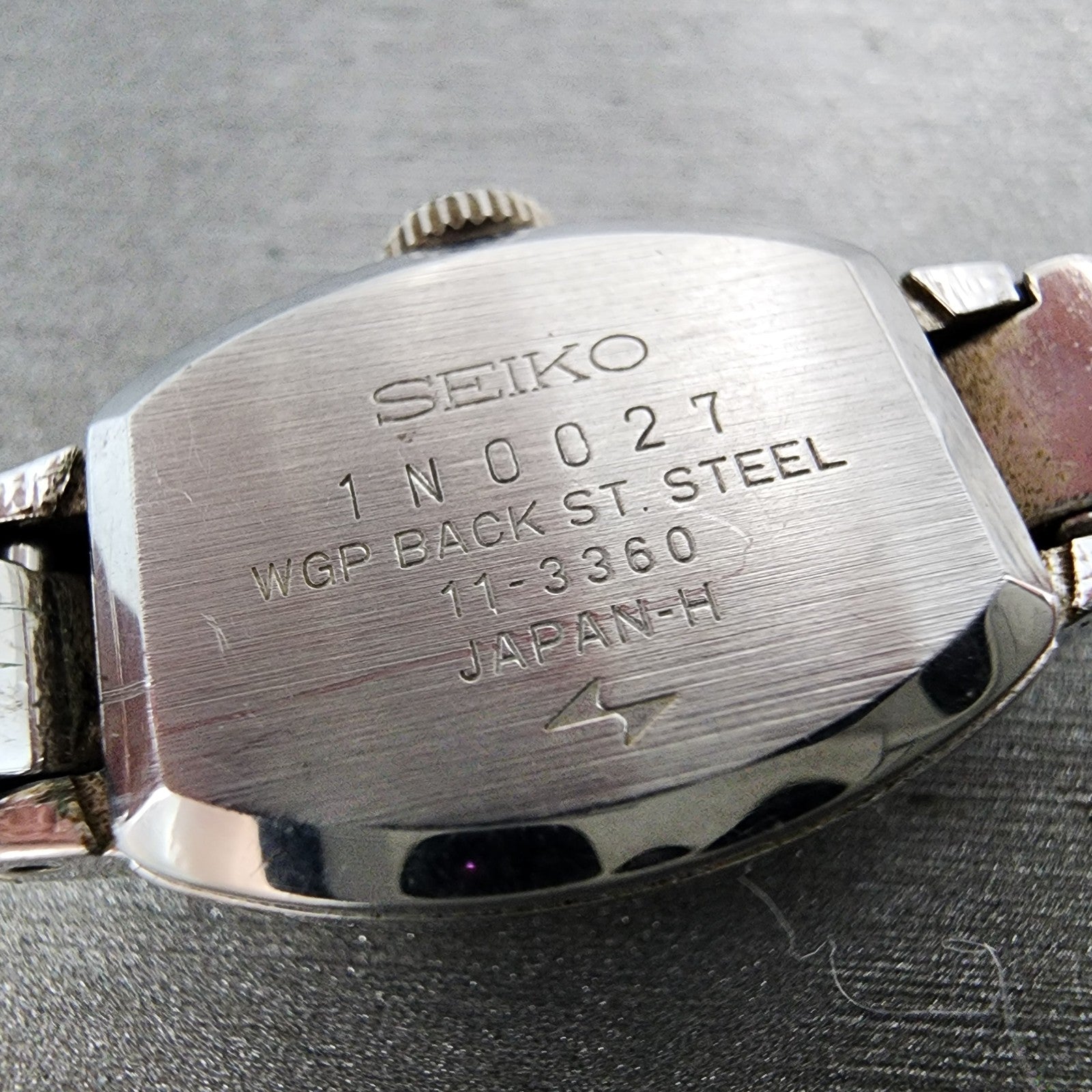 Seiko Watch Women 15mm Silver Dial Silver Tone Manual Round 113360 Runs9