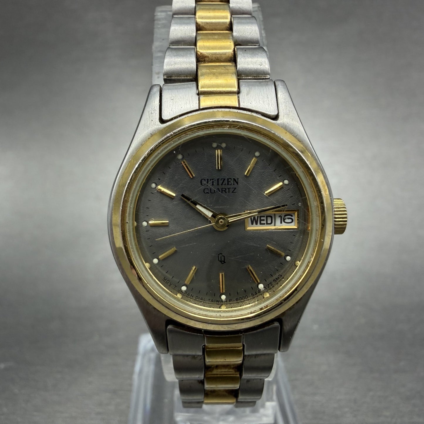Citizen CQ Watch Women 24mm Gray Dial Two Tone Daydate 6000-K04069 New BatteryAB0
