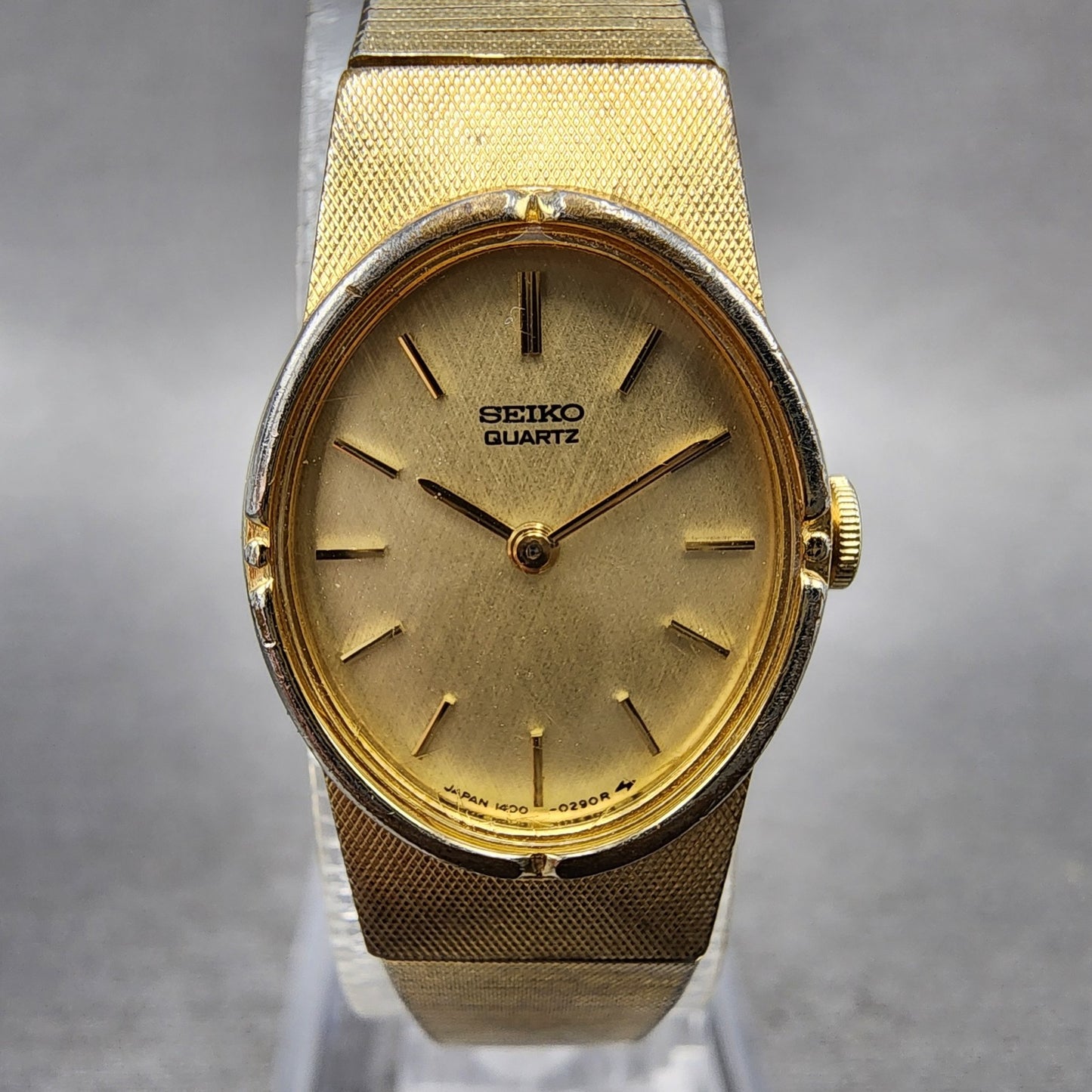 Seiko Watch Women 17mm Gold Dial Gold Tone Oval 14005219 New Battery VTG1