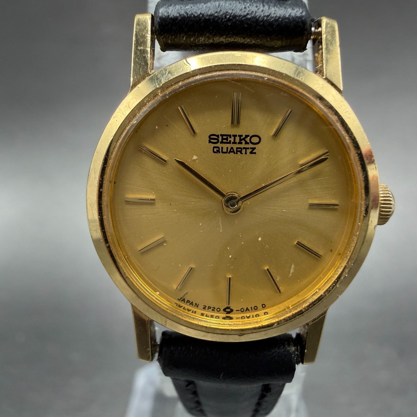 Seiko Watch Women 20mm Champagne Dial Gold Tone Round 2P20-0A10 New Battery1