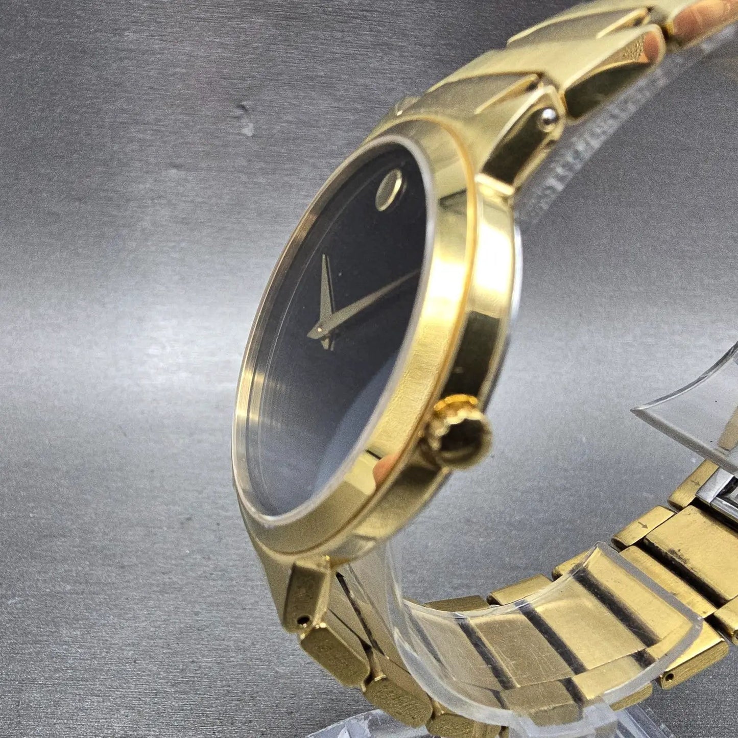Movado Temo Watch Men 38mm Black Dial Gold Tone READ!!! 59.1.19.1319 New Battery2