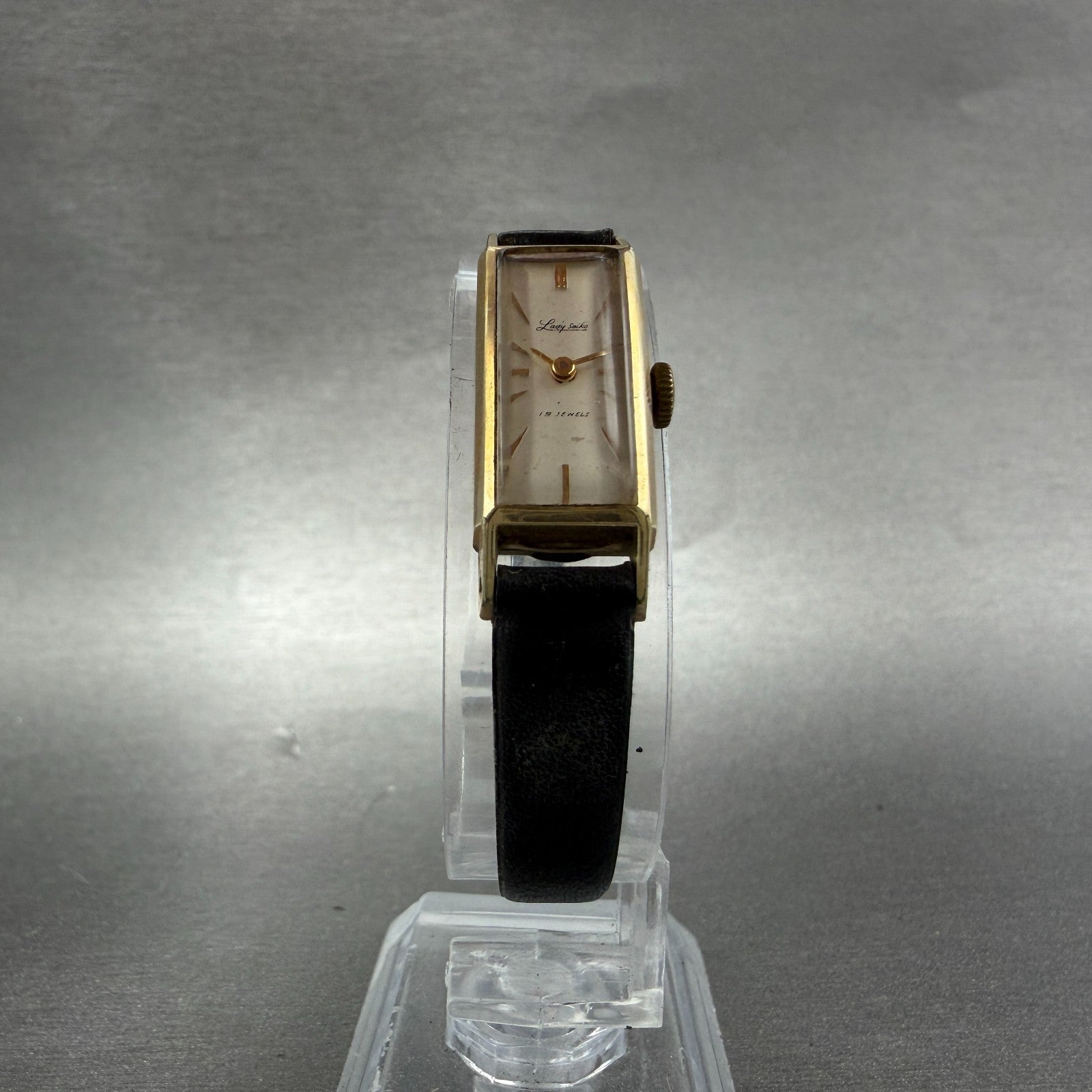 Seiko Lady Seiko Tank Watch Women 12mm White Dial Gold Tone Manual 4018 Runs5