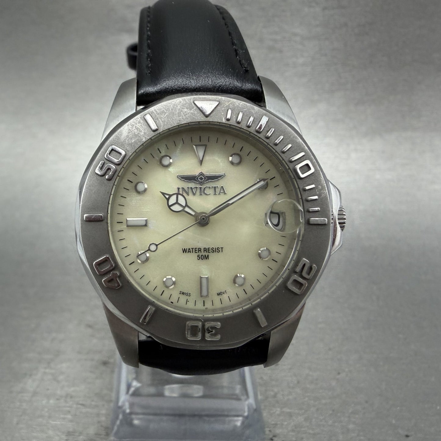 Invicta Pro Diver Watch Women 35mm MOP Dial Silver Tone Round 0003 New Battery0