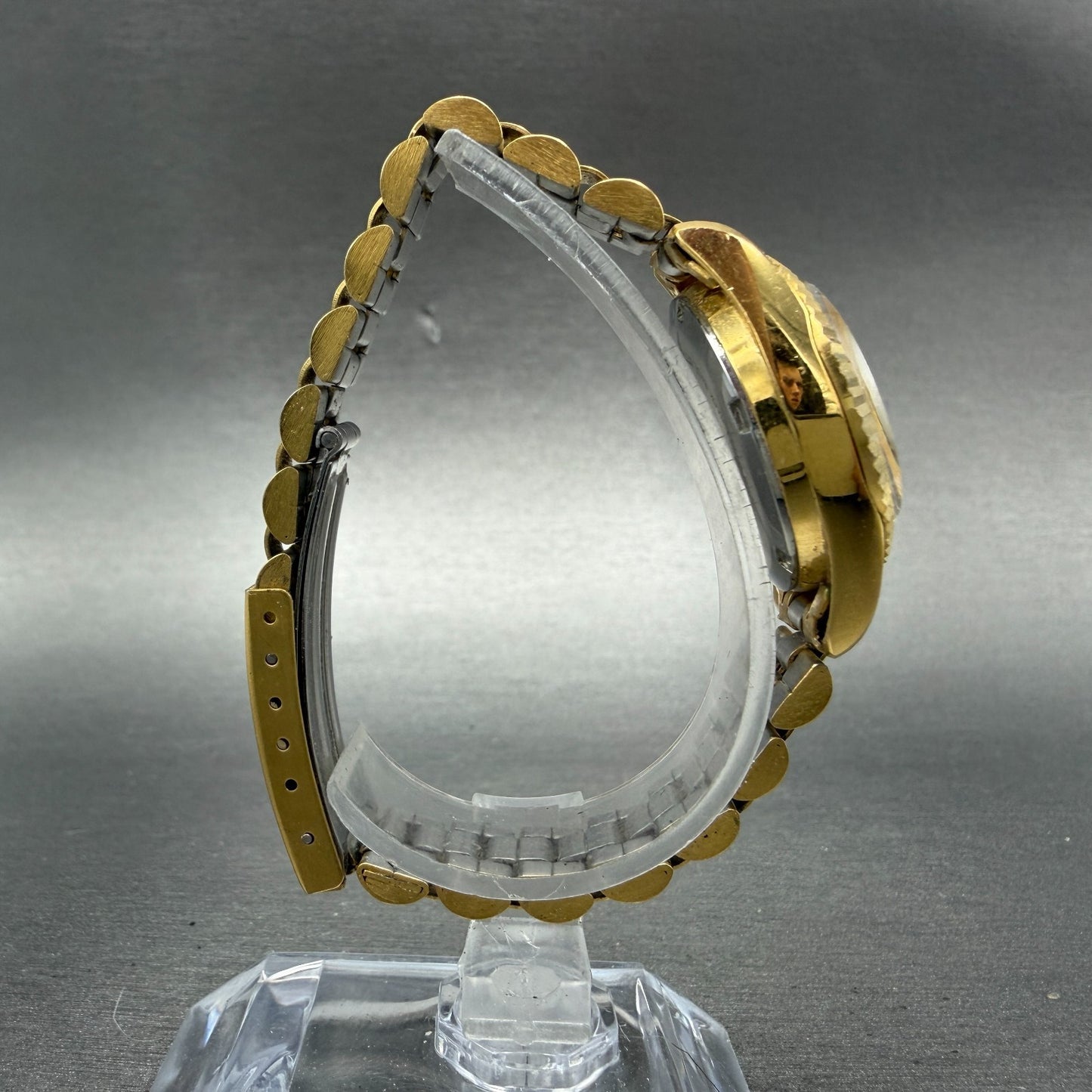 Gruen President Watch Women 26mm Gold Dial Gold Tone Date Round New Battery8