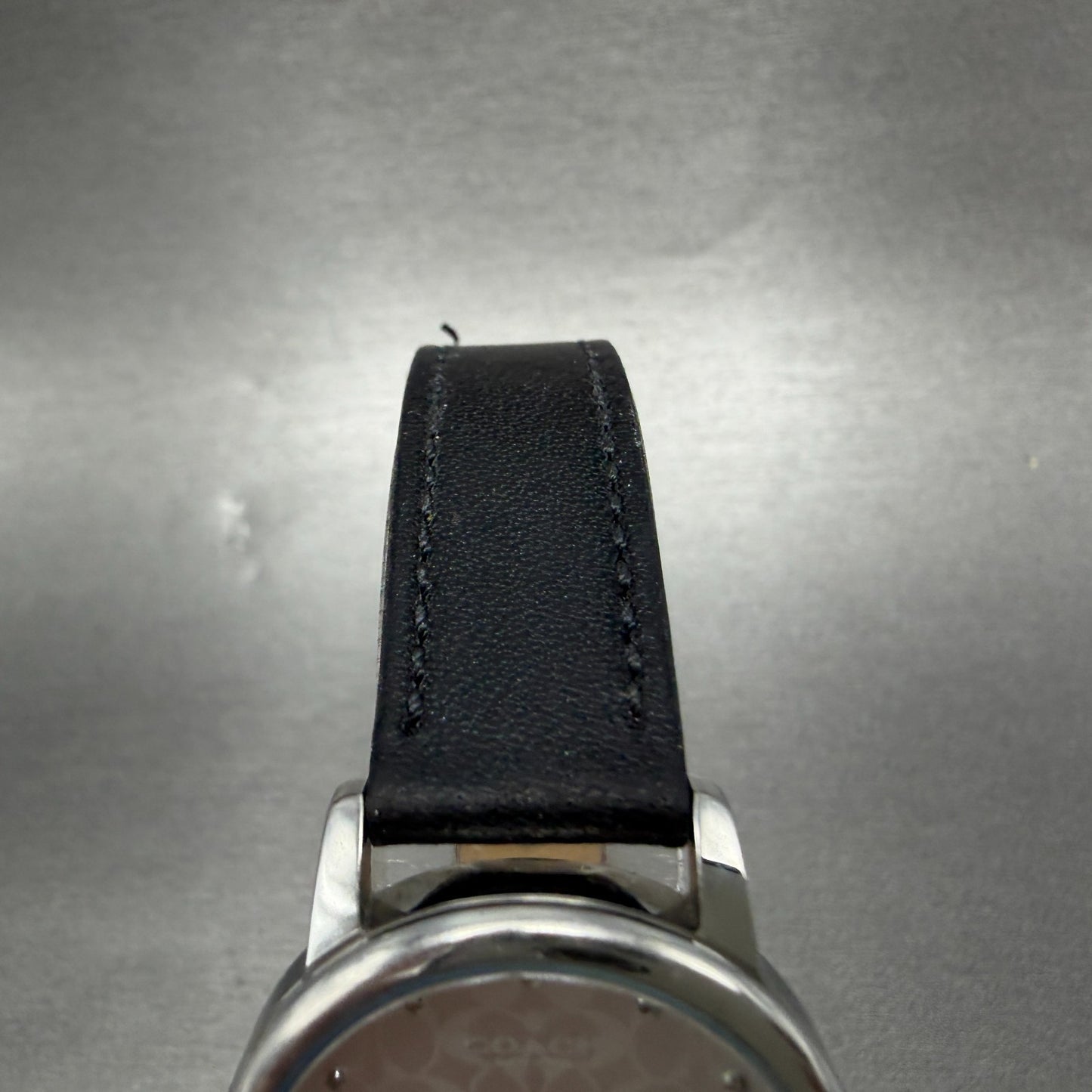 Coach Grand Watch Women 23mm Silver Dial Silver Tone Round Leather New Battery4