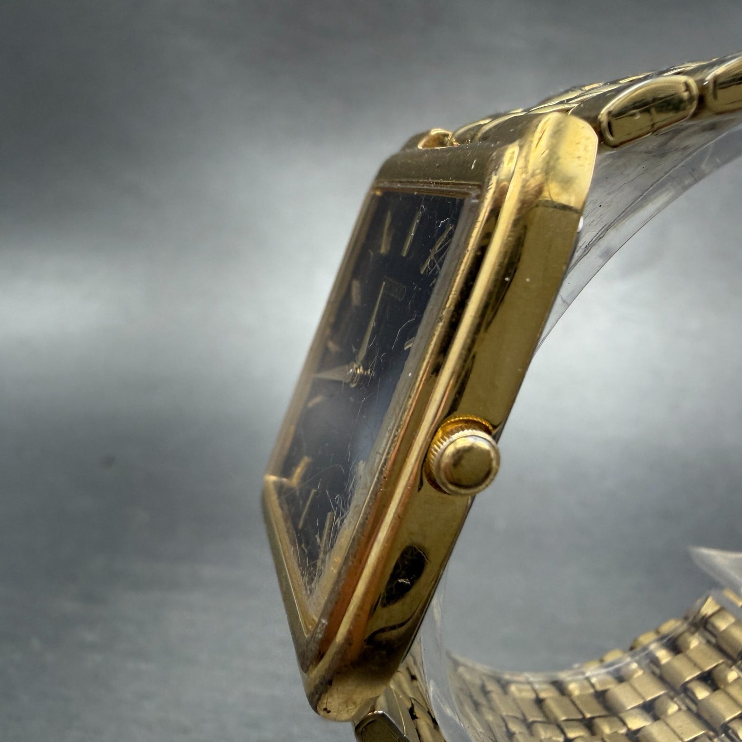 Seiko Tank Watch Men 27mm Black Dial Gold Tone Date Rectangle 7N39-5A39 PARTS3