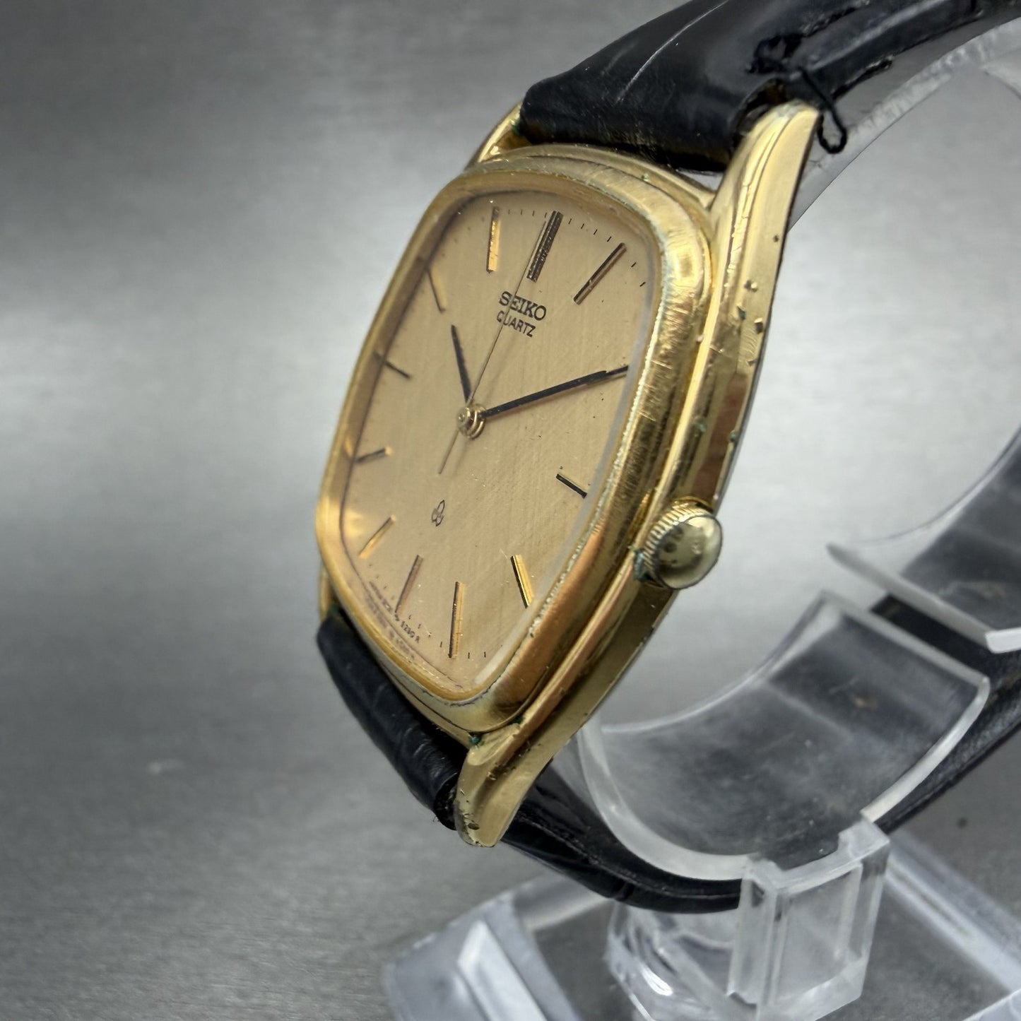 Seiko Watch Men 30mm Champagne Dial Gold Tone Rectangle 5931-5270 New Battery2