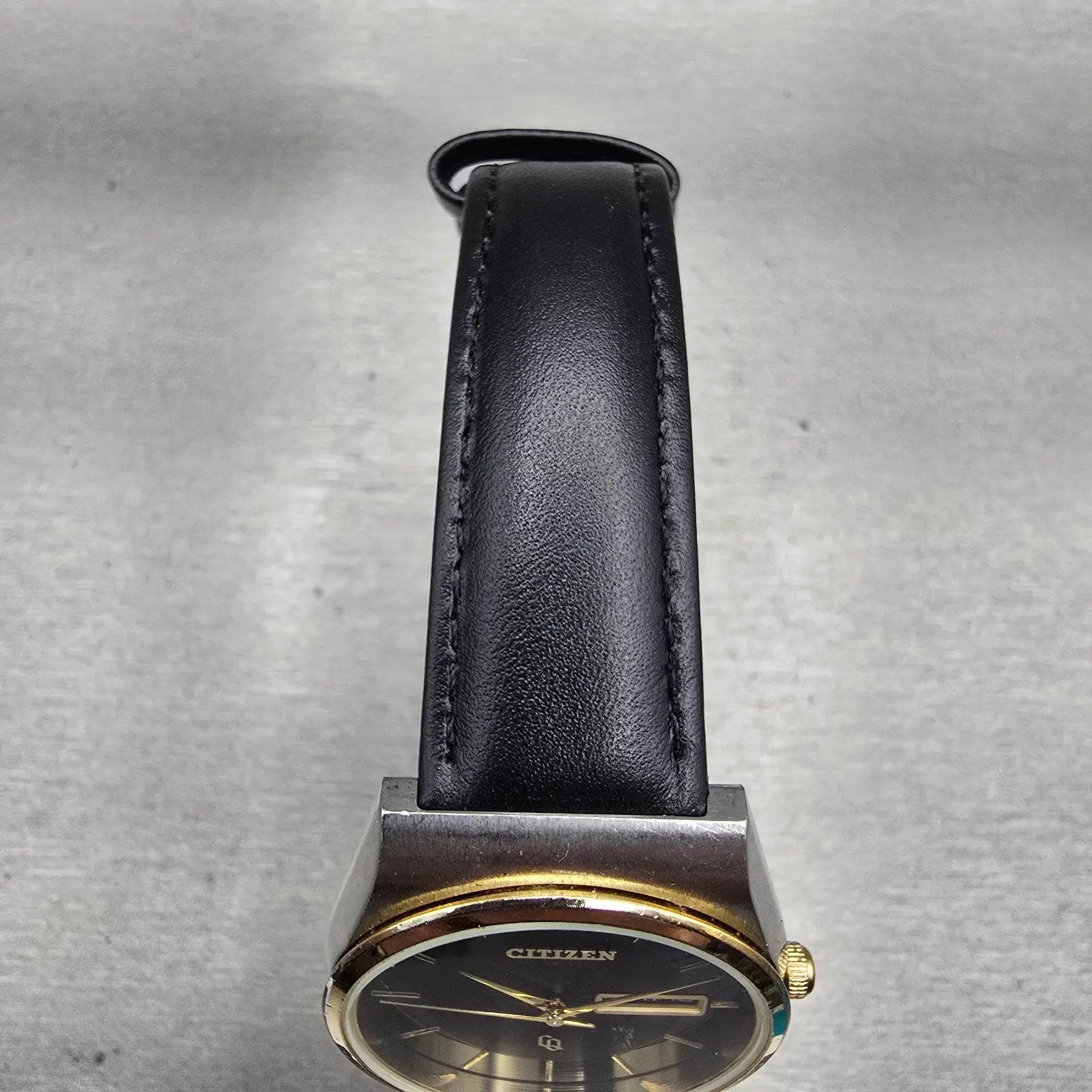 Citizen CQ Watch Men 34mm Black Dial Two Tone Daydate 6101-T15588 New Battery4