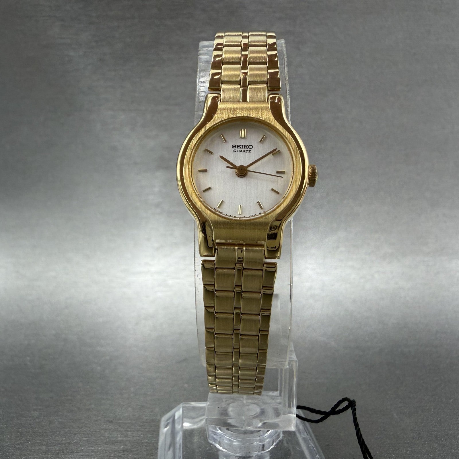 Seiko Watch Women 19mm White Dial Gold Tone Round V4010099 New Batt NOS W/Box5