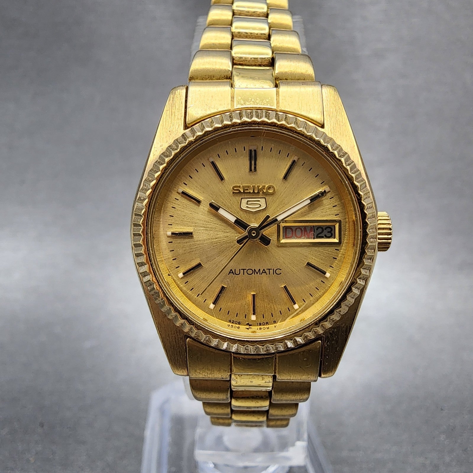 Seiko 5 Automatic Watch Women 24mm Champagne Dial Gold Tone Daydate Runs0