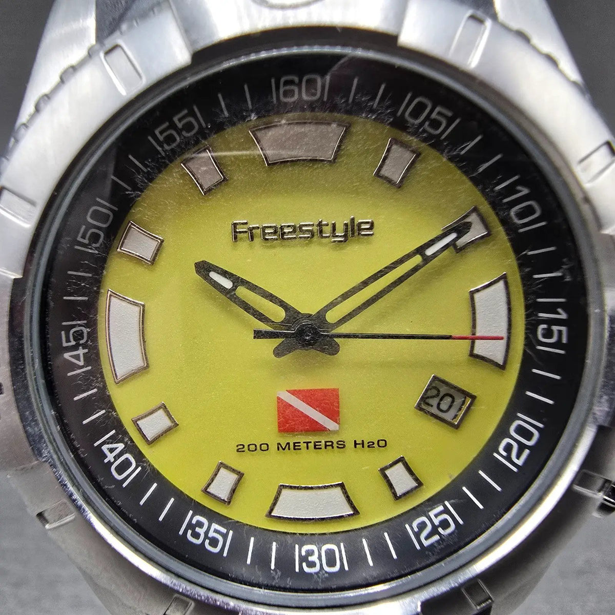 Freestyle Dive Watch Men 42mm Yellow Dial Steel Date Round backlight PARTS2