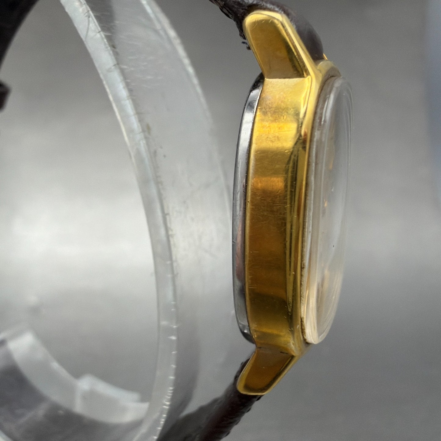 Omega De Ville Watch Women 22mm Gold Dial Gold Plated Manual Wind Runs 511.05093