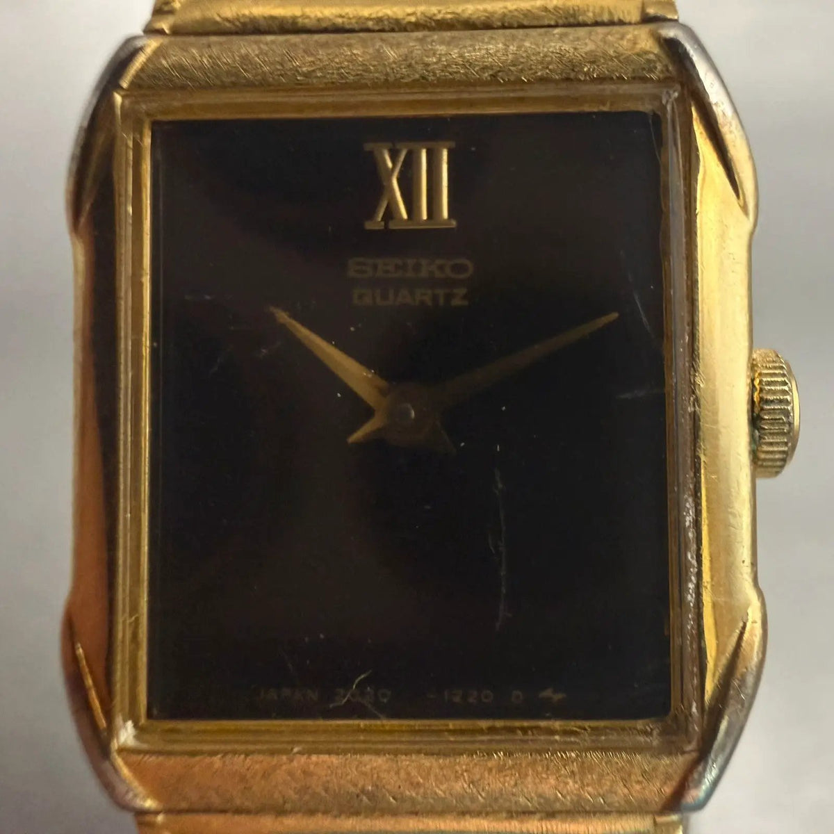 Seiko Tank Watch Women 17mm Black Dial Gold Tone Rectangle 2C20-5570 New Battery1