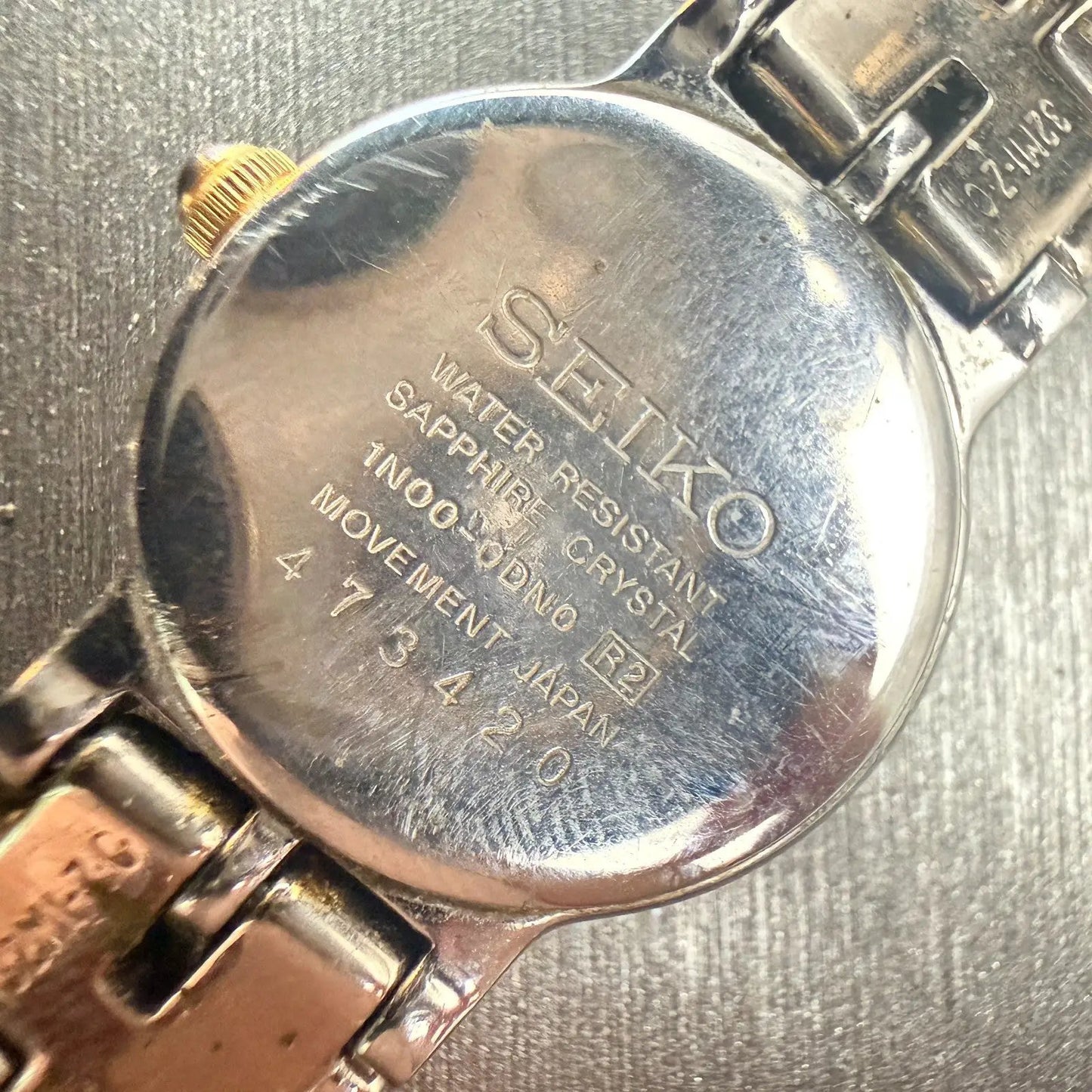 Seiko Watch Women 19mm White Dial Two Tone Round 1N00-0DN0 New Battery Vintage10