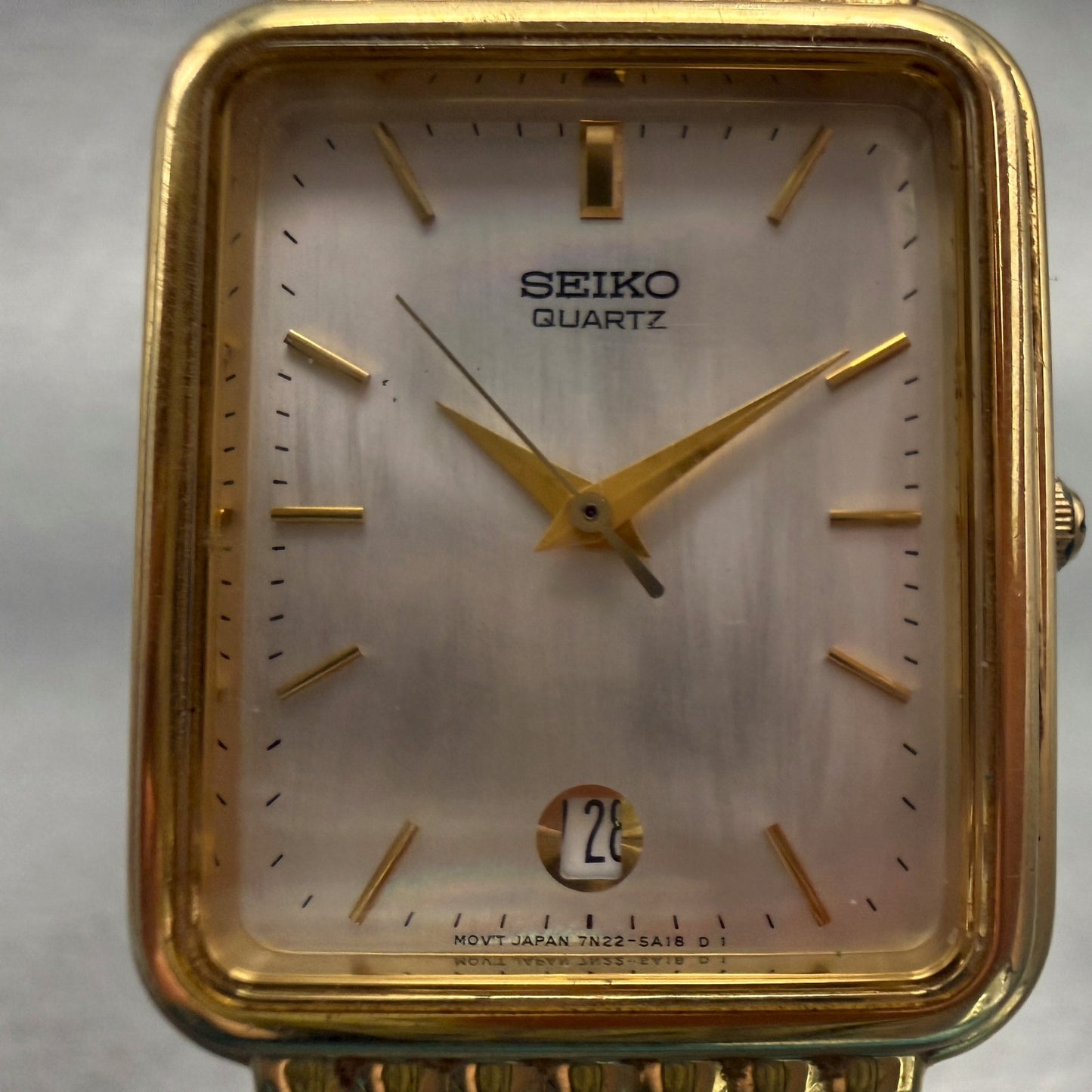 Seiko Watch Men 26mm MOP Dial Gold Tone Date Rectangle 7N22-5A19 New Battery1
