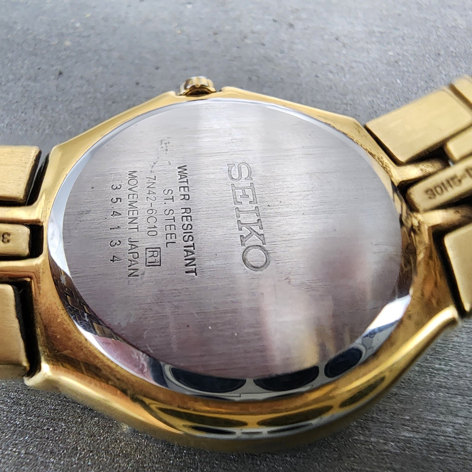 Seiko Watch Men 37mm White Dial Gold Date Round 7N420BD0 New Battery9