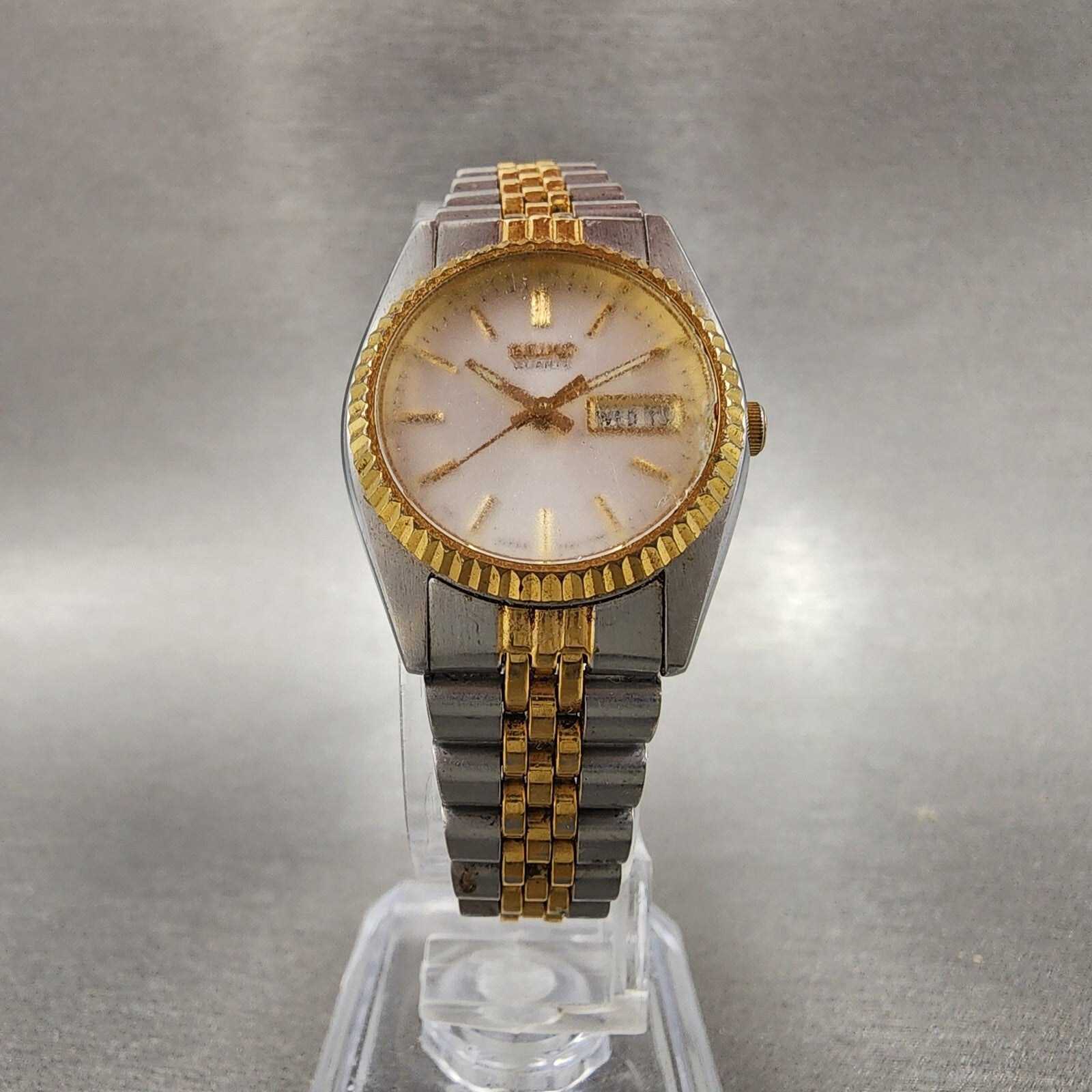 Seiko Watch Women 24mm White Dial Two Tone Daydate Round 7n830049 New BatteryAB5