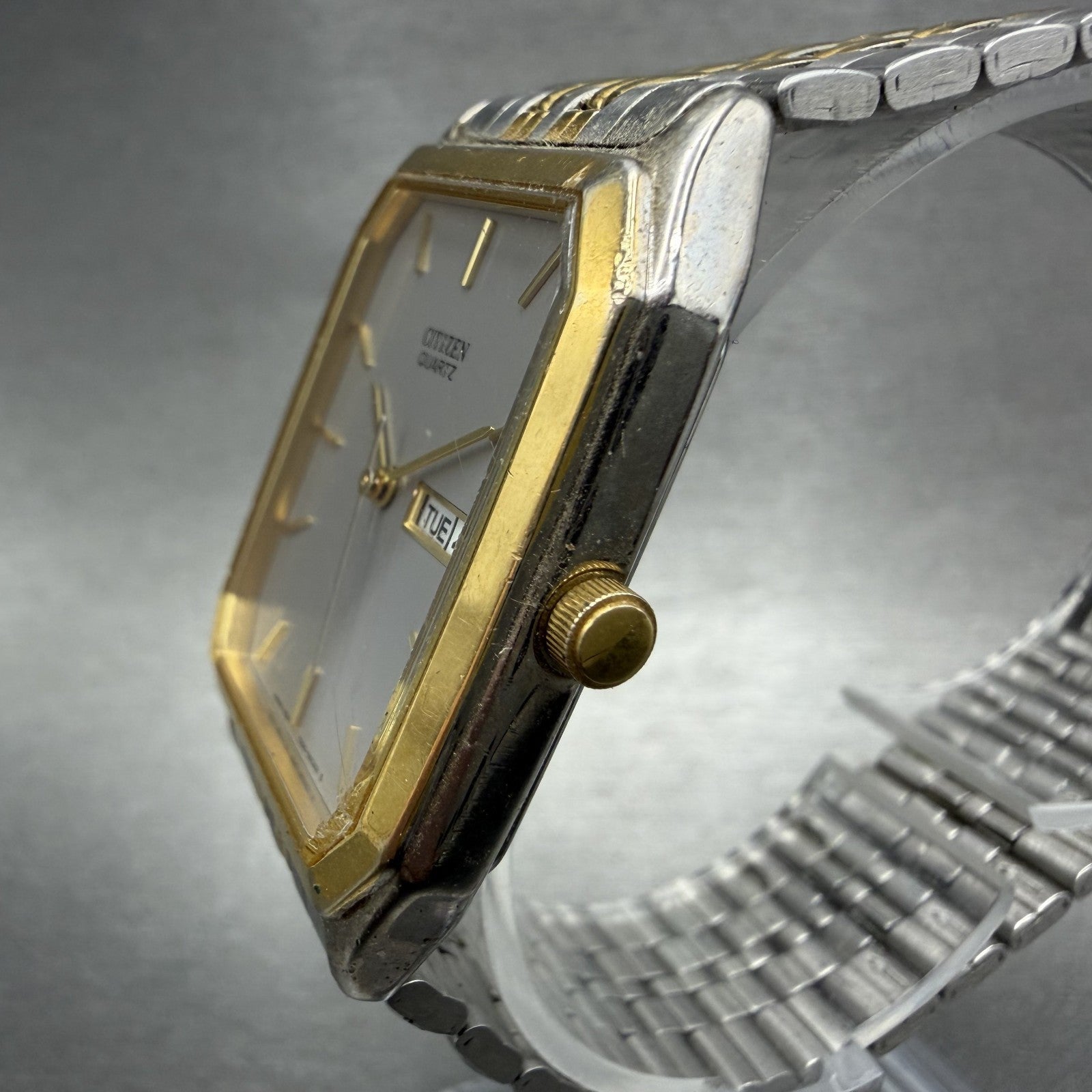 Citizen Tank Watch Men 27mm Gray Dial Two Tone Daydate 1000S63871 New Battery2