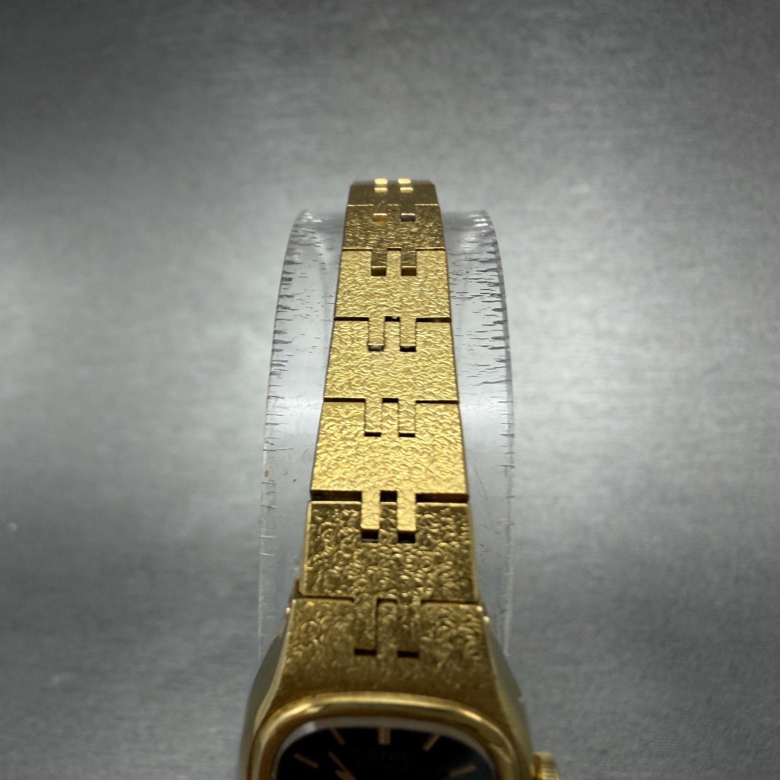 Seiko Watch Women 17mm Black Dial Gold Tone Rectangle 7321-5399 New Battery4