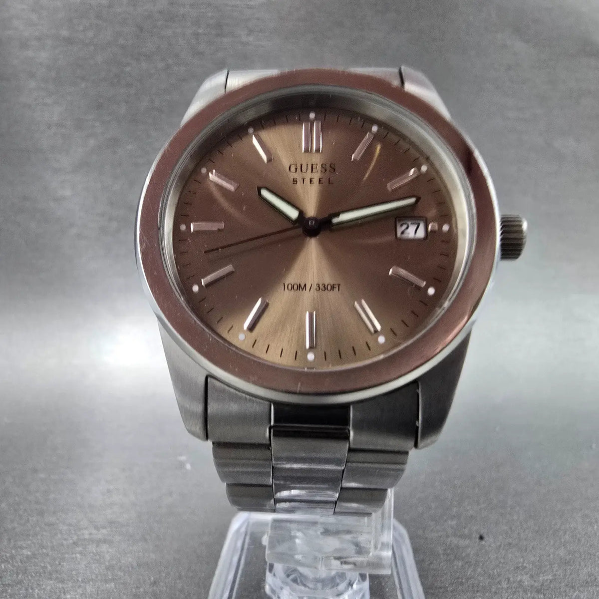 Guess Steel Watch Men 37mm Champagne Dial Steel Date Round G85391G New Battery5