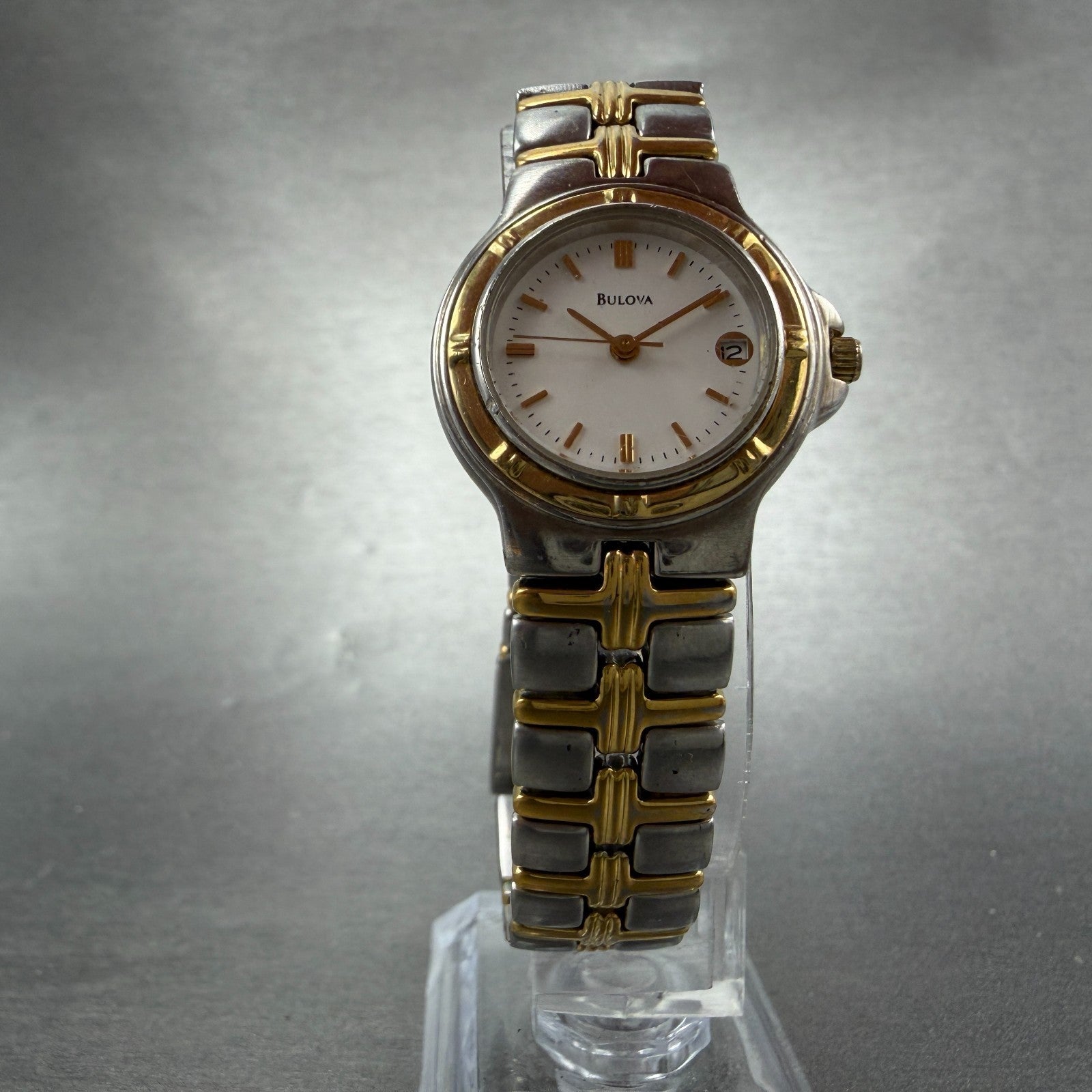 Bulova Watch Women 25mm White Dial Two Tone Date Round 98M36 New Battery K935