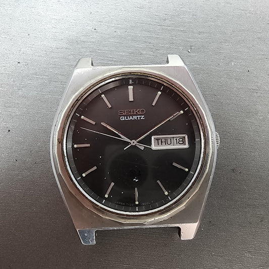 Seiko SQ Watch Men 37mm Black Dial Steel Daydate Round 71239009 PARTS0