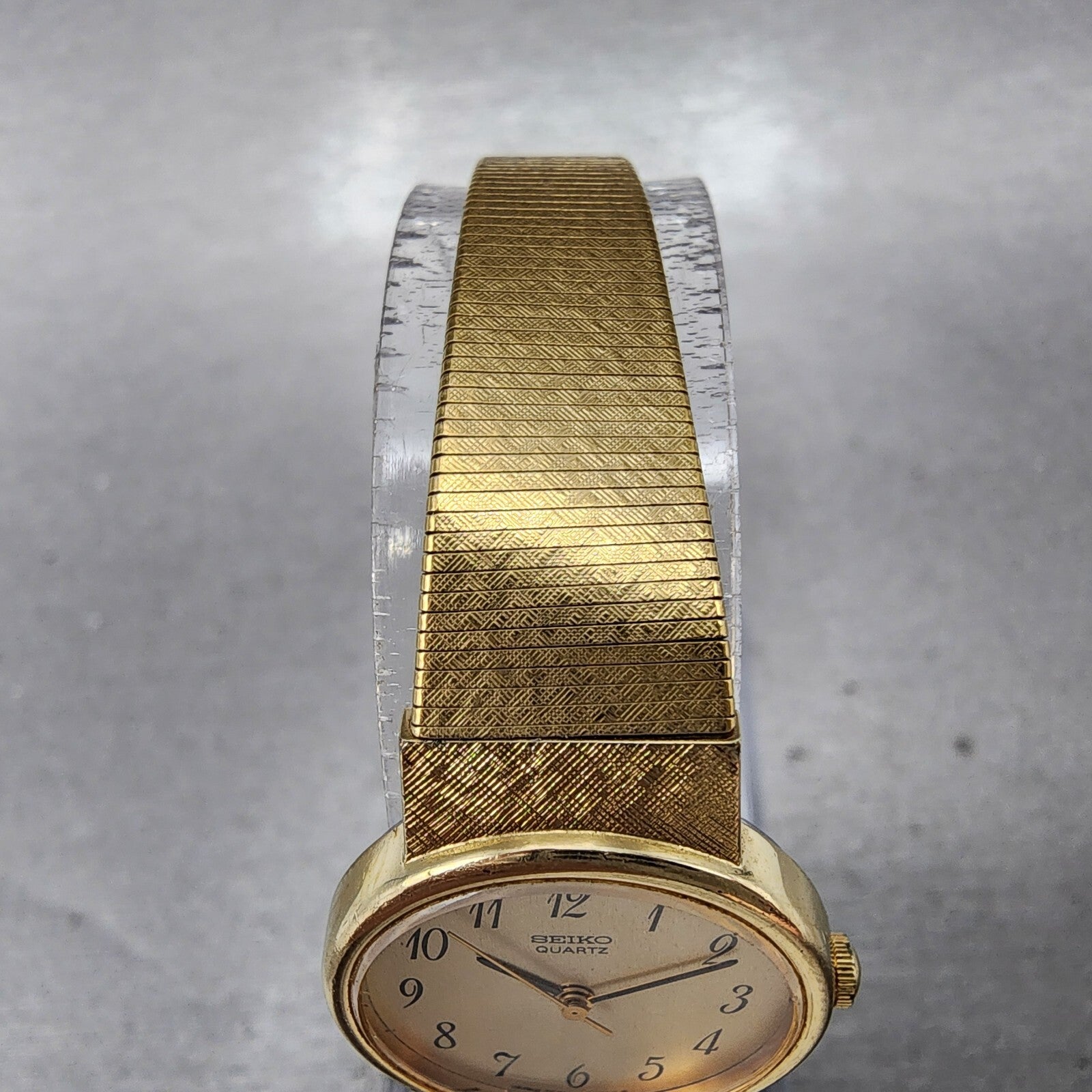 Seiko Watch Women 21mm Champagne Dial Gold Tone Round 2c210060 New Battery4
