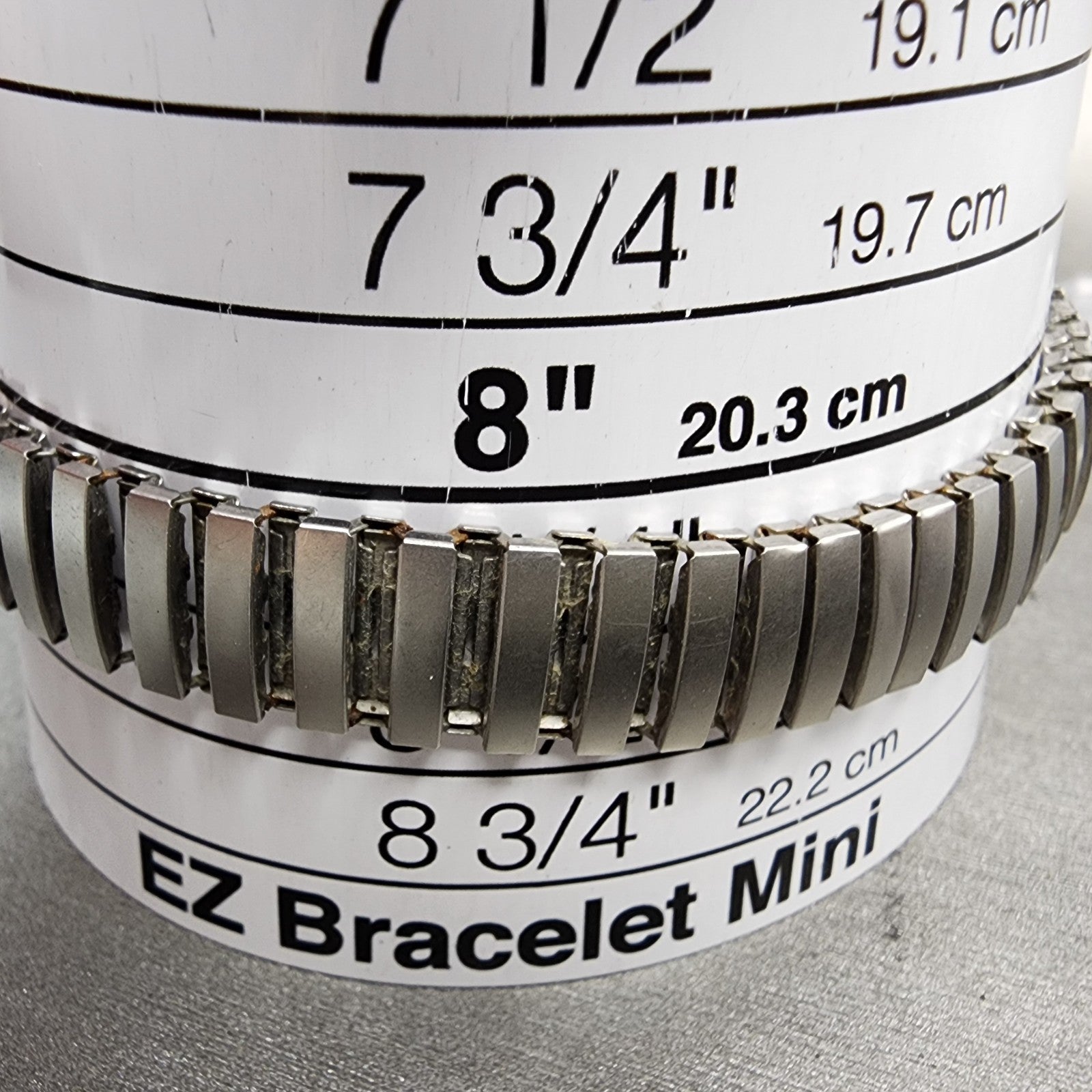 Citizen Watch Women 25mm Silver Dial Silver Tone Manual Wind Runs VTG10