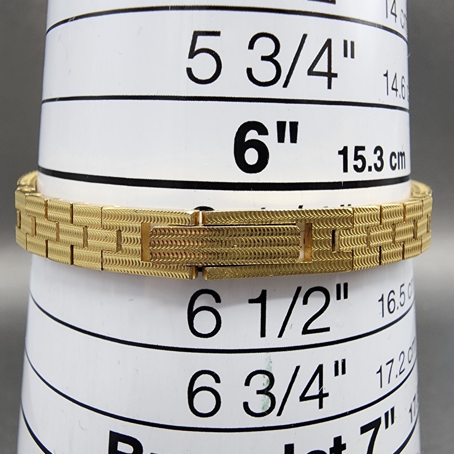 Bulova Watch Women 12mm Cream Dial Gold Tone Oval 92T29 New Battery NOS13