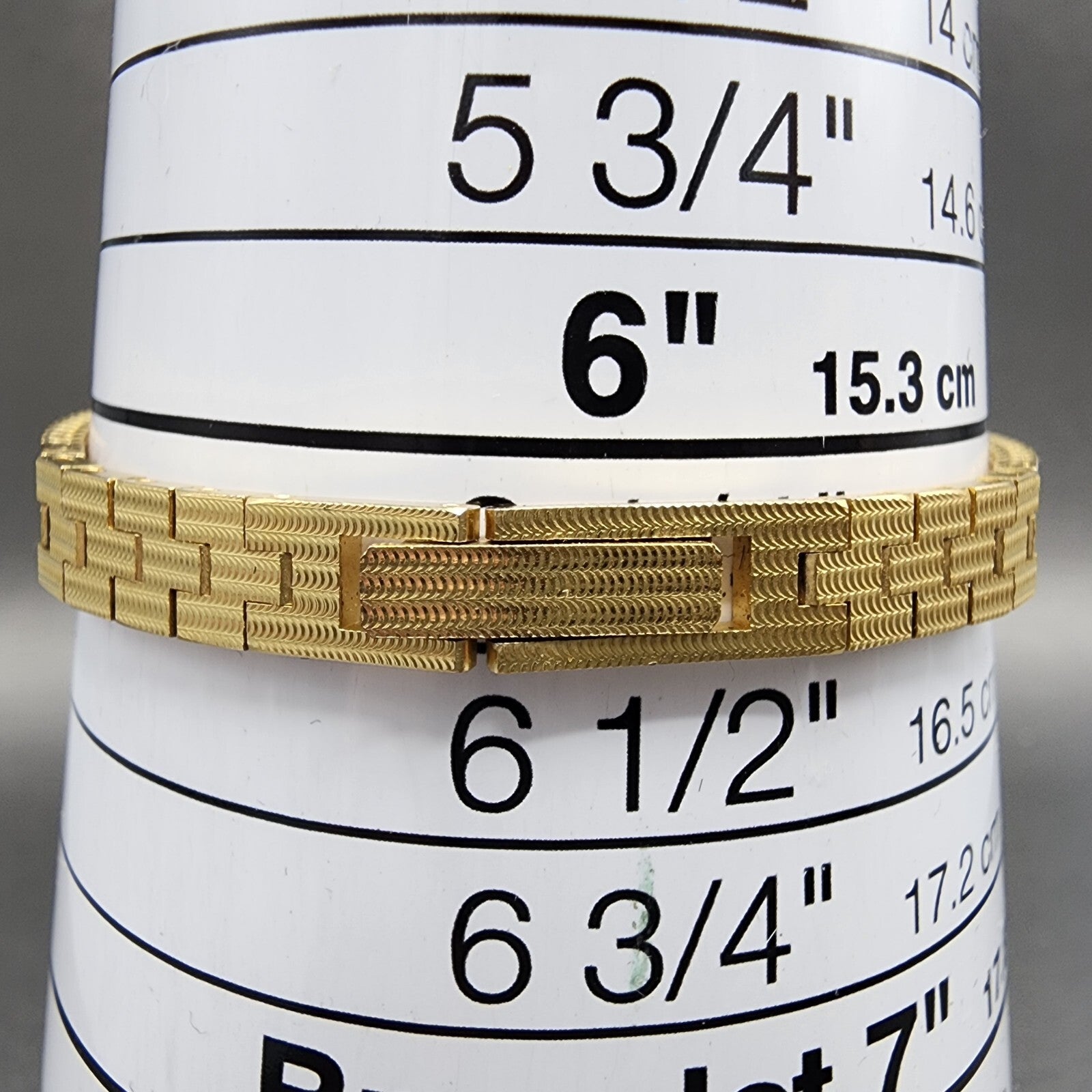 Bulova Watch Women 12mm Cream Dial Gold Tone Oval 92T29 New Battery NOS13