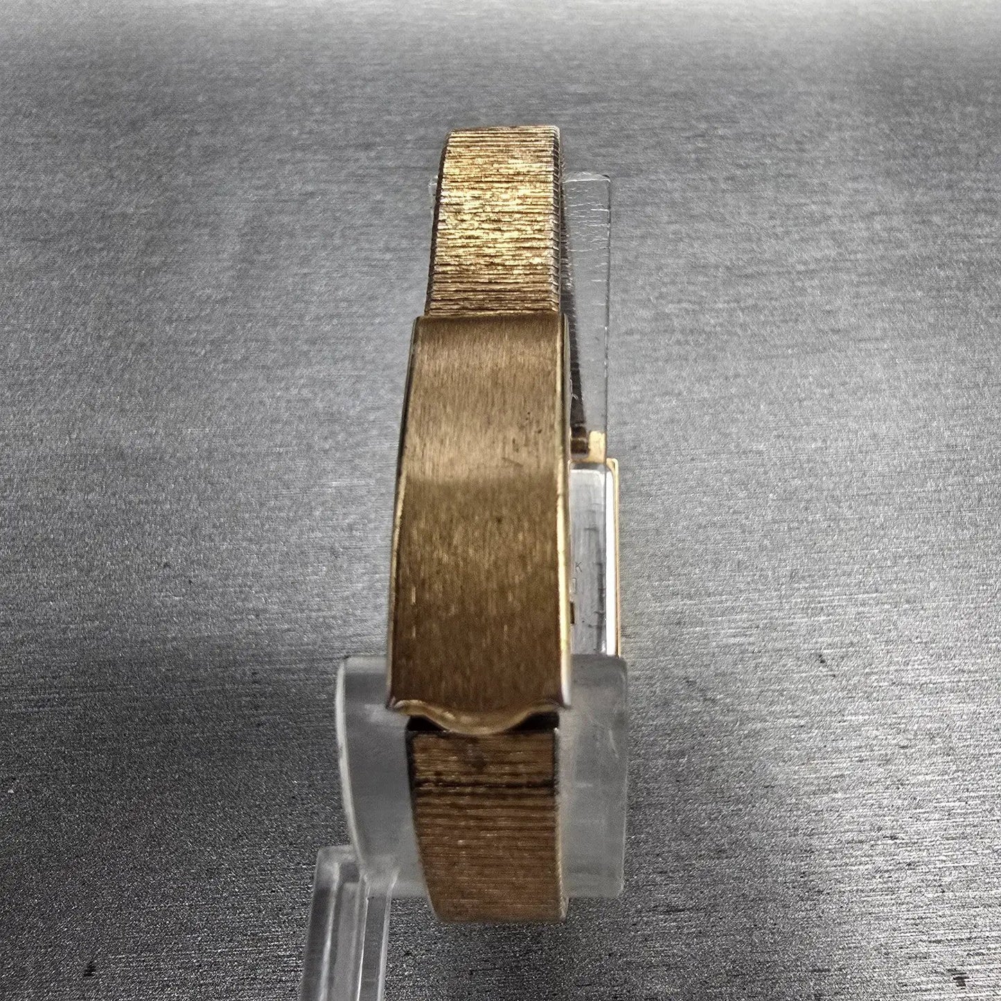 Seiko Tank Watch Women 18mm Gold Dial Gold Tone Rectangle 2C21-5190 New Battery7