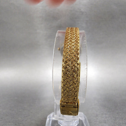 Gruen Watch Women 18mm Gold Dial Gold Tone Round Mesh band New Battery6